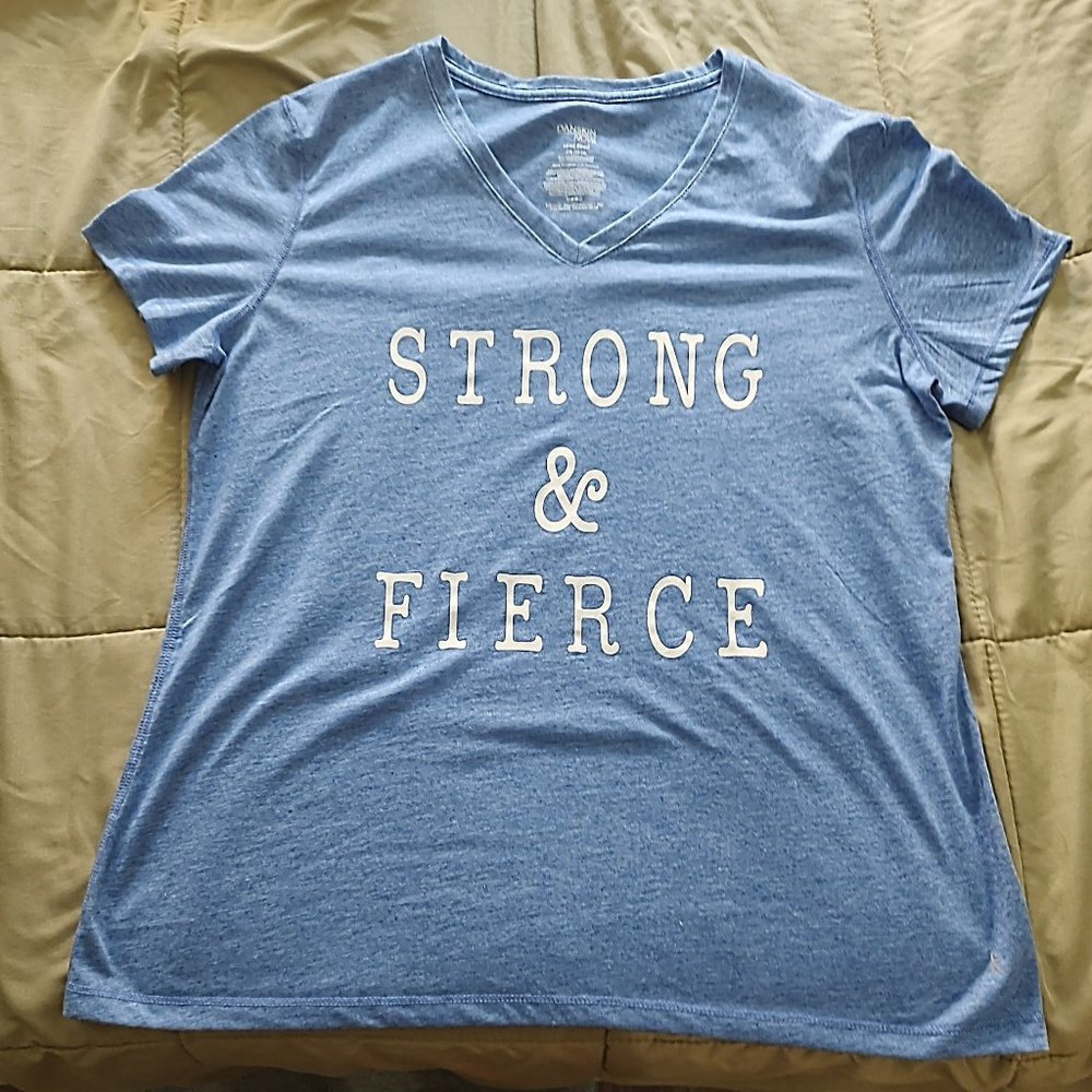 Danskin Now "Strong and Fierce" Large Blue Short sleeve t-shirt